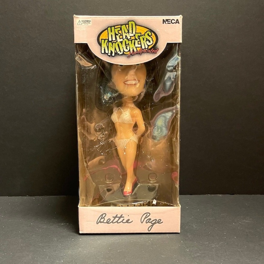 Bettie Page Hand‎ Painted Head Knockers Bobblehead NECA New in Box